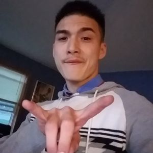 Meet your Posher, Ethan